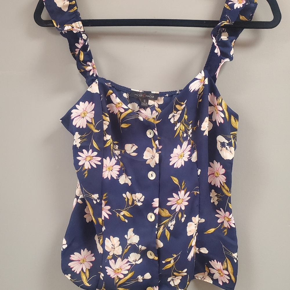 Tank-top - Picture 1 of 3